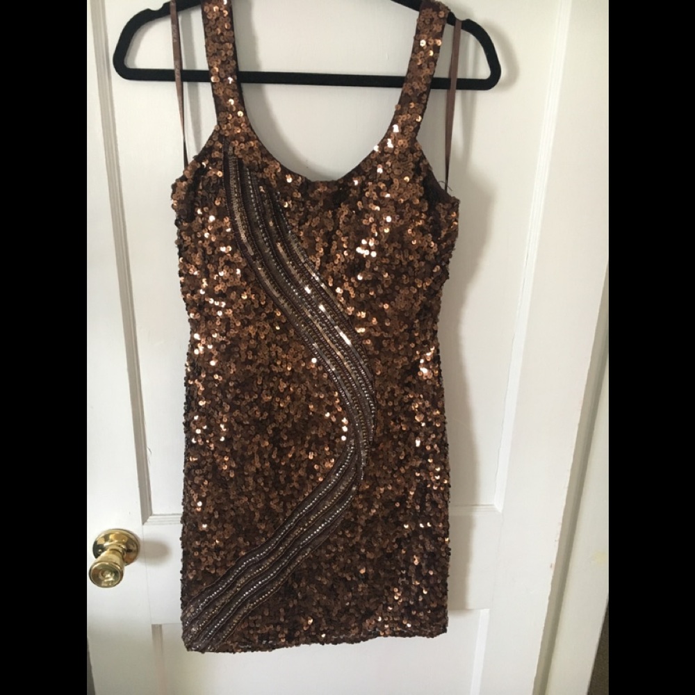 Stunning Size 8 sequined dress by Scala